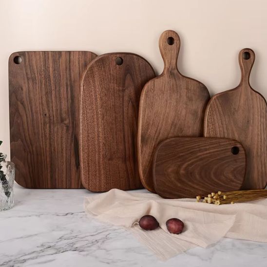 planche-à-découper-bois-noyer-assorties