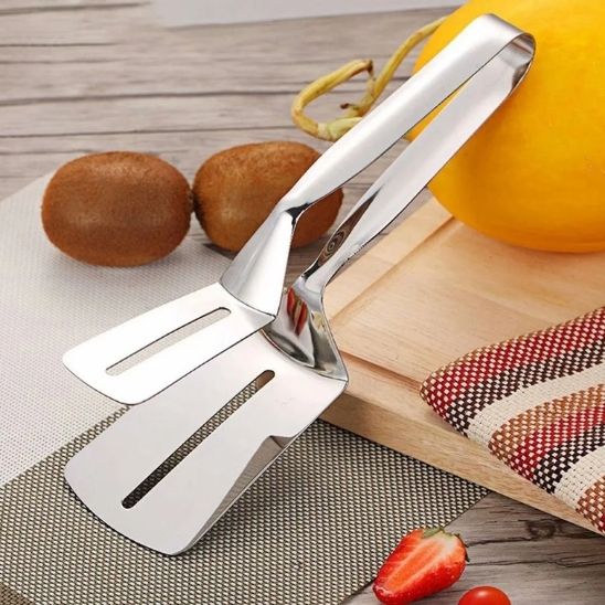 spatule-pince-inox-sur contoir-cuisine
