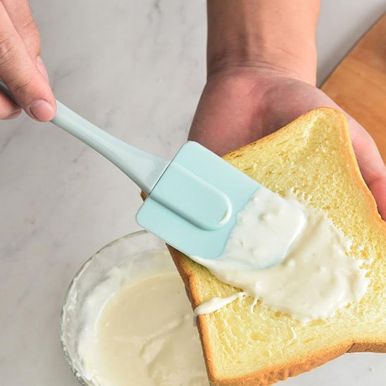 spatule silicone tartine pain