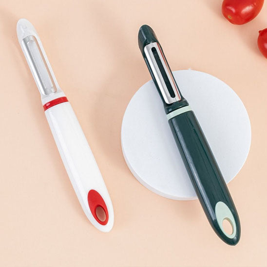 deux-économes-sur-contoir-de-cuisine