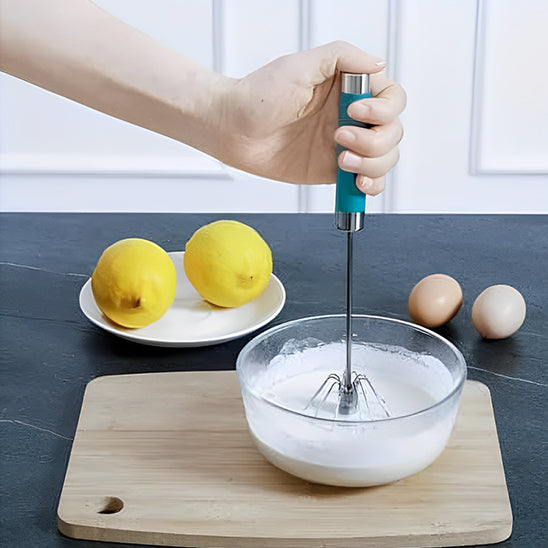 femme-mousse-des-blancs-d-oeuf