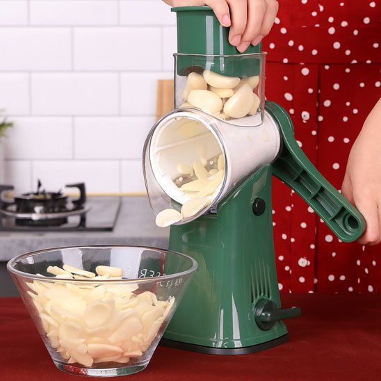 cuisinière tranche ail avec râpe à légumes manuelle