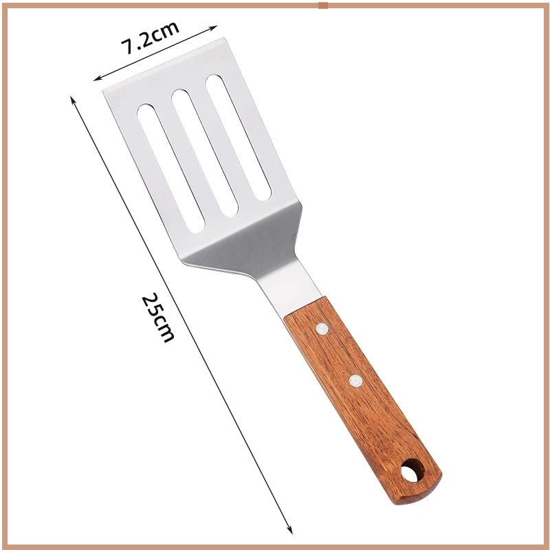 spatule-a-griller-avec-fentes