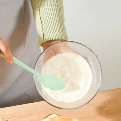 spatule silicone fouette blanc d'oeufs